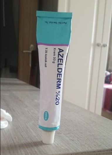 Azelderm Krem Reçetesiz Satılır mı