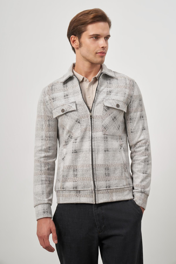 İmza Erkek Giyim: Tarzınızın ve Konforunuzun Güvenilir Adresi